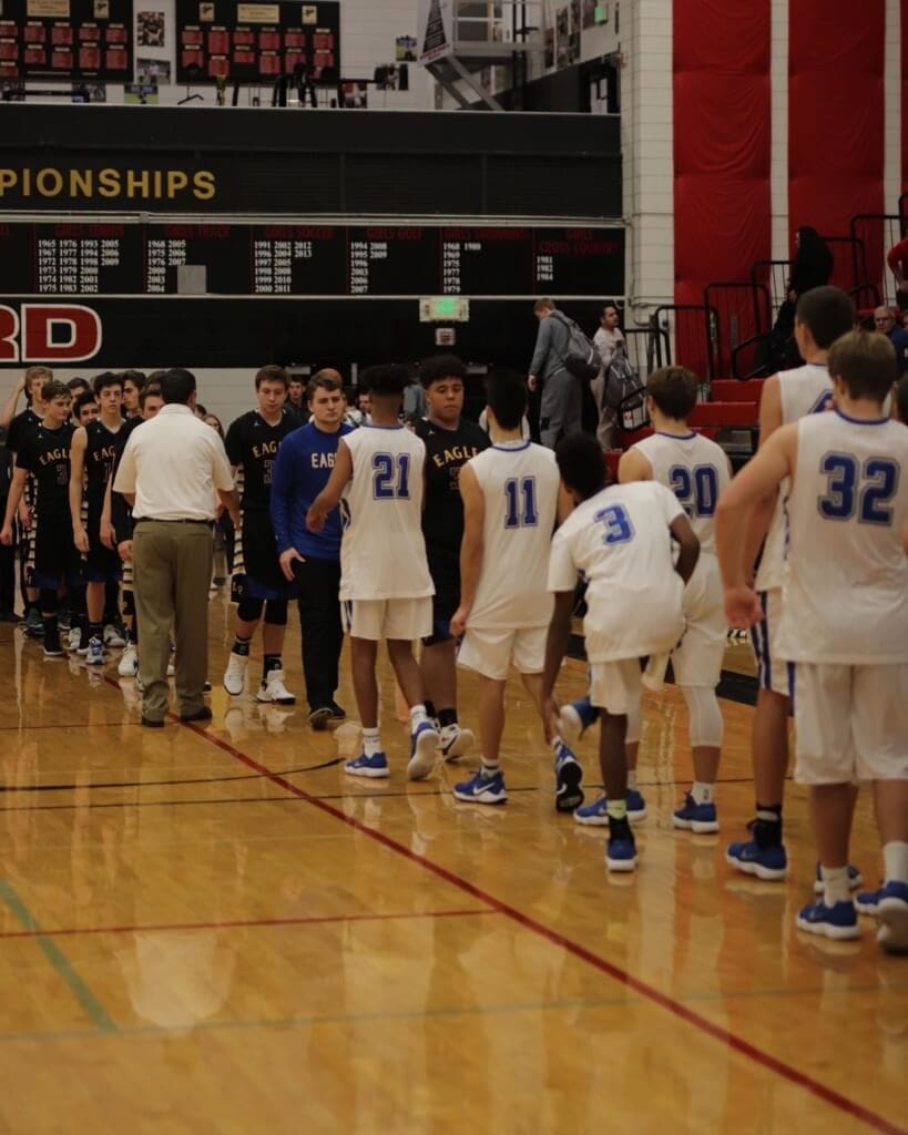 South Medford defeats Roseburg 52-46 in the...
